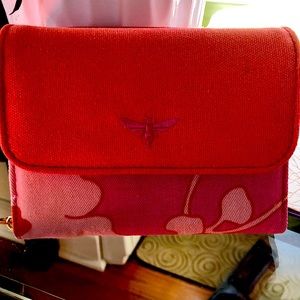 Summer wallet